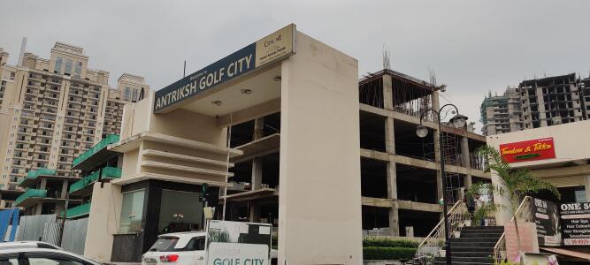Antriksh Golf City
